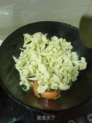Stir-fried Cauliflower with Tomato recipe