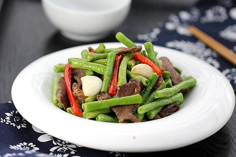 Stir-fried Pork Heart with Beans recipe