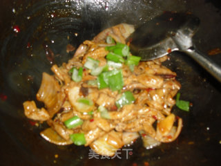 Fried Pig Small Intestines with Onions recipe