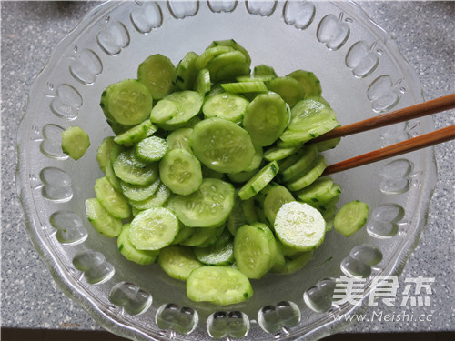 Refreshing Cucumber Slices recipe