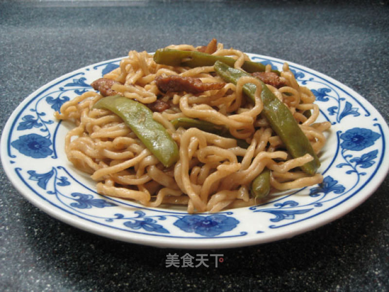 Lentil Braised Noodles recipe