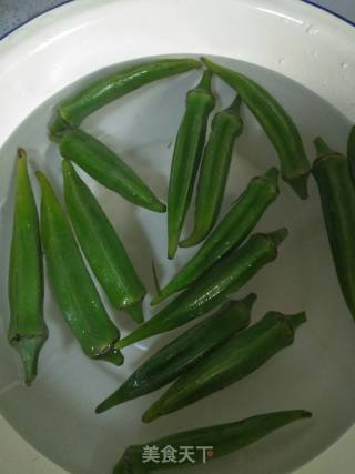 Okra with Tahini Sauce recipe