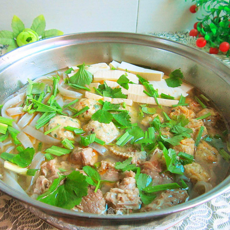 Hot Pot---boiled Meatball Vermicelli Pot recipe