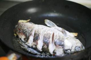 Crucian Tofu Soup recipe