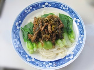 It's More Delicious with Ingredients-sauerkraut Pork Noodles recipe