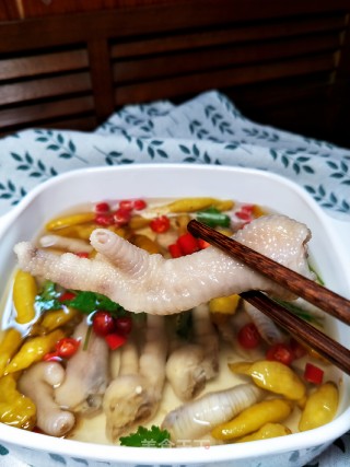 Pickled Pepper Chicken Feet recipe