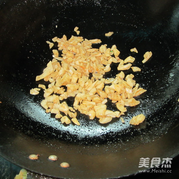 Stir-fried Shrimp with Dried Radish recipe