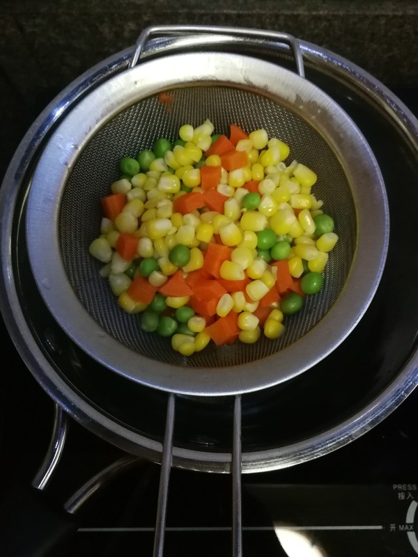 Stir-fried Diced Chicken with Colored Beans recipe