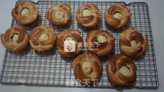 Rose Cheese Bread recipe