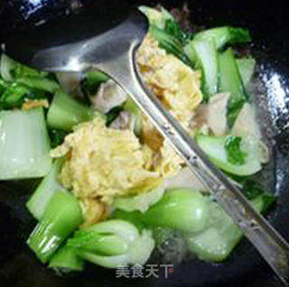 Stir-fried Vegetables with Eggs and Mushrooms recipe
