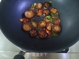 Fried Mushrooms in Oyster Sauce recipe