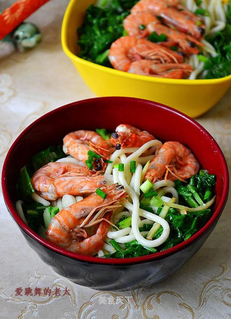 Green Vegetables and Shrimp Noodle Soup recipe