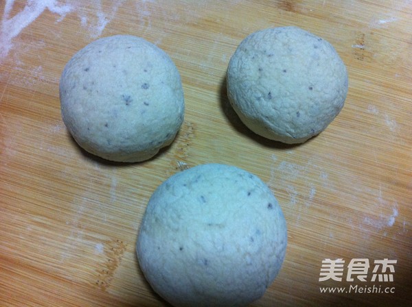 Red Date Bean Paste Stuffed Buns recipe