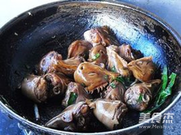 Braised Chicken Head recipe