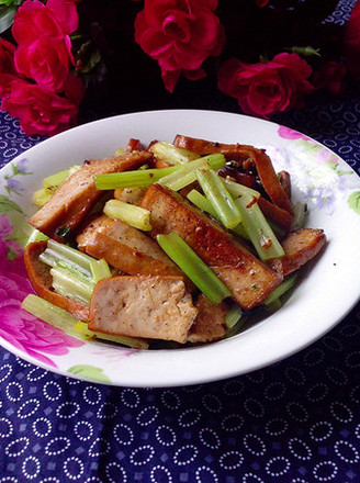 Celery Stir-fried Tofu recipe