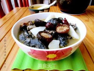 Yam and Red Date Black Chicken Soup recipe