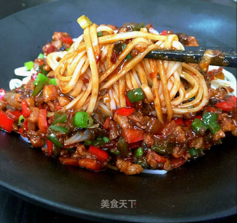 Double Pepper Meat Sauce Noodles