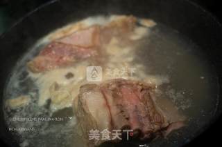 Teochew-style Pepper Clear Soup Collapsed Sand Belly recipe
