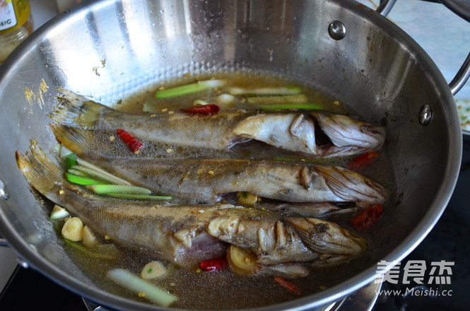 Home Stewed Yellow Croaker recipe