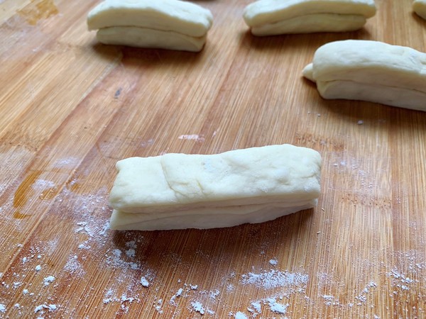 Yeast Version of Fried Dough Sticks recipe