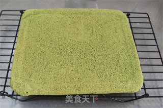 [tomato Recipe] Matcha Red Bean Cake Roll-just Listen to The Name, So Elegant and Romantic recipe