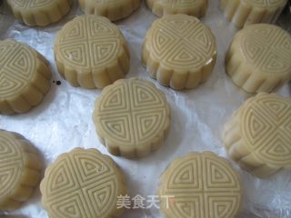 Cinnamon Meat Floss Mooncake recipe