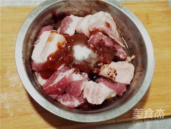 Sauce-flavored Pork Belly recipe