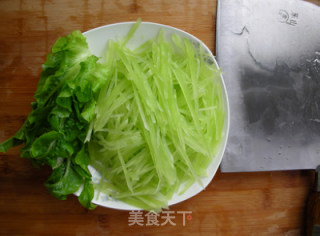 Stir-fried Shredded Lettuce recipe