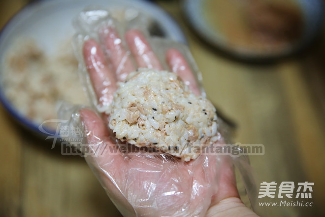 Tuna Grilled Rice Ball recipe