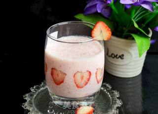 Strawberry Milkshake recipe