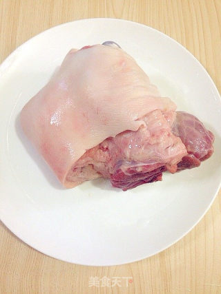 Homemade Translucent and Smooth Creative Frozen Elbow recipe