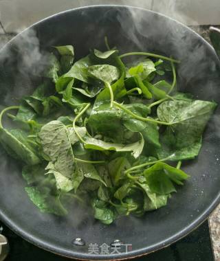 Vegetarian Fried Sweet Potato Leaves recipe