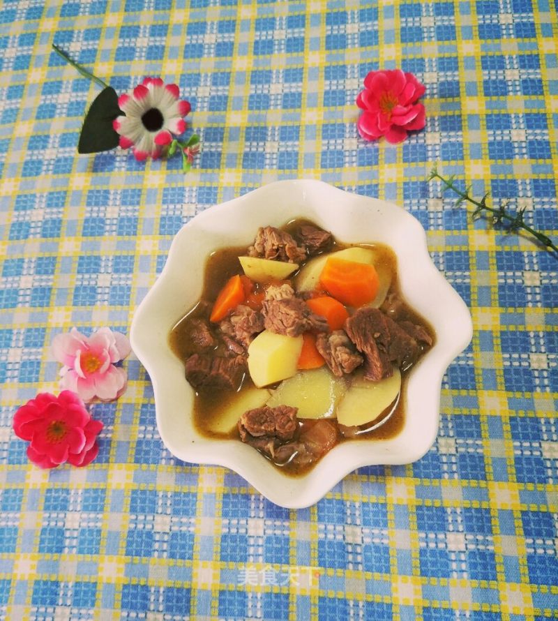 Stewed Beef Brisket with Potatoes and Carrots recipe