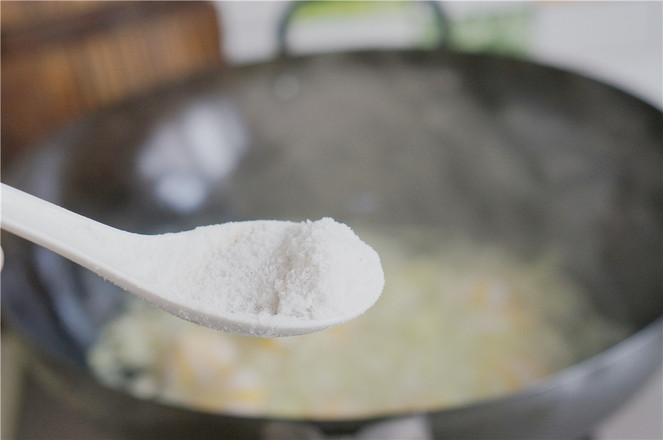 Cabbage Fish Roe Soup recipe