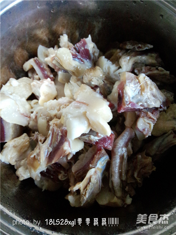 Cured Duck Trotters in Clay Pot recipe