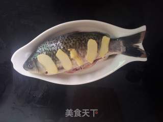 Steamed Crucian Carp recipe