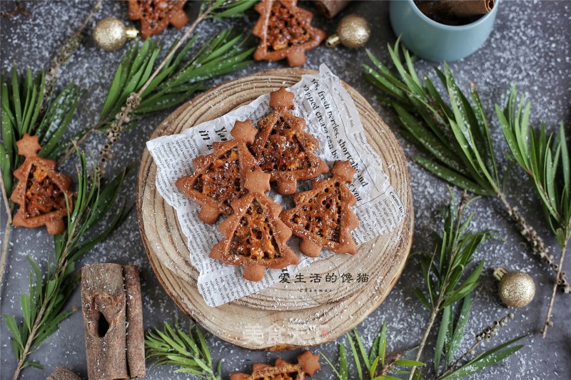 Walnut Gingerbread Tree recipe