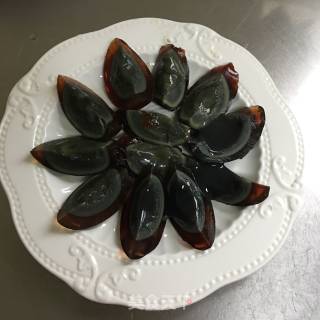 Chopped Pepper Preserved Egg recipe