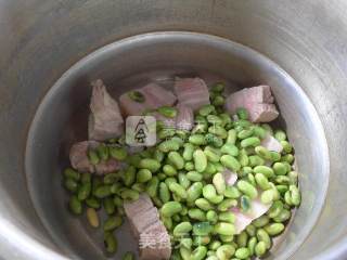 Green Soy Bean Pork Belly Soup recipe