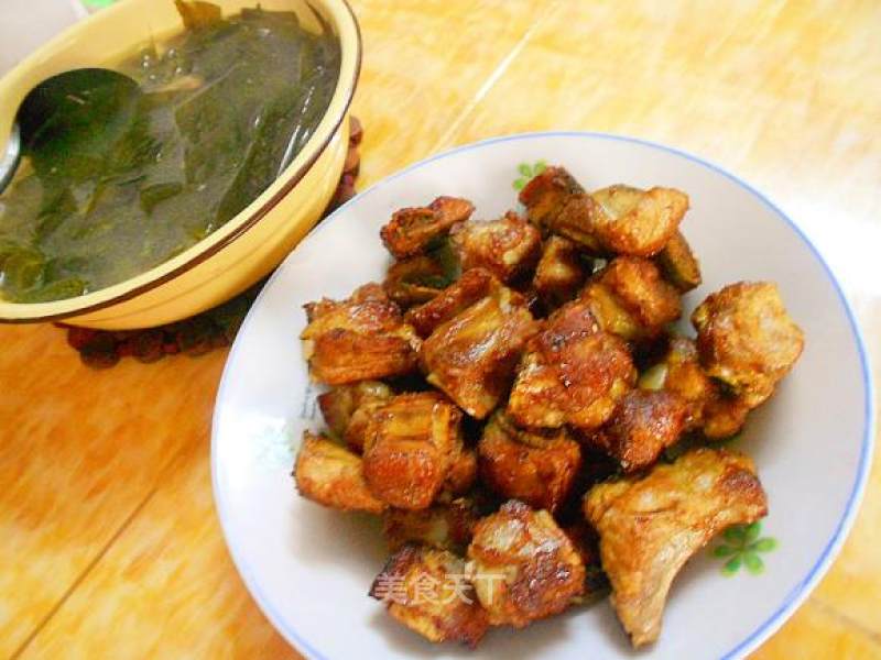 One Spare Ribs and Two Dishes: Sweet and Sour Spare Ribs + Seaweed Spare Ribs Soup recipe