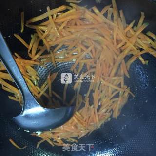 Scrambled Eggs with Carrots recipe
