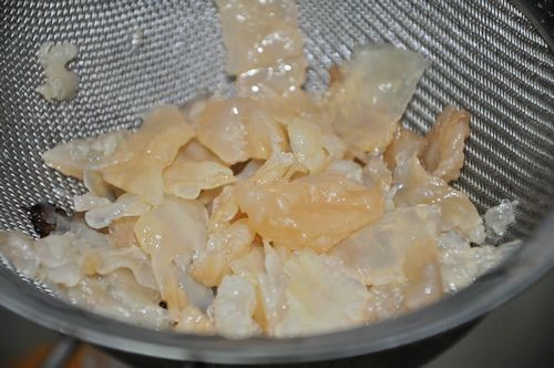 Enoki Mushroom Mixed with Jellyfish recipe