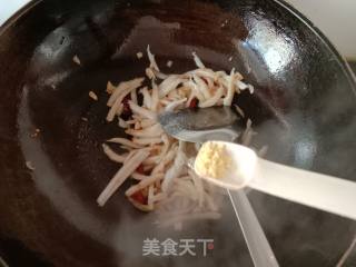 Stir-fried Cabbage Stem recipe