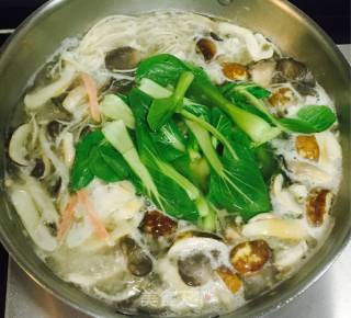 Three Fungus Green Vegetable Egg Drop Soup recipe