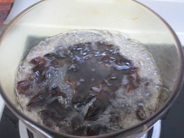 Black Fungus and Egg Dumplings recipe