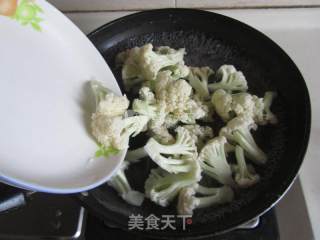 Stir-fried Cauliflower with Tempeh Bacon recipe