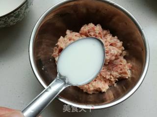 Spinach Soup with Water Chestnut Meatballs recipe