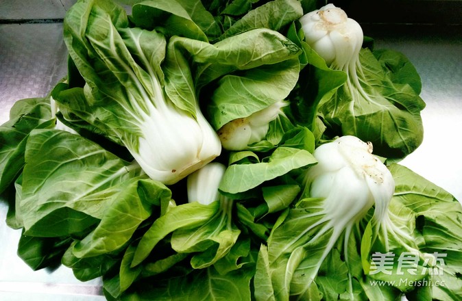 Green Vegetables and Pork Dumplings recipe