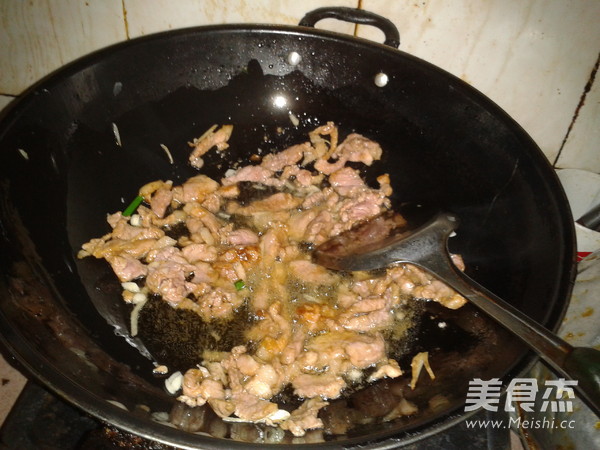 Fried Pork with Dried Tofu recipe