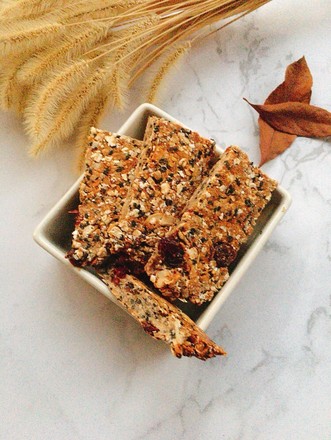 Almond Oatmeal Energy Bars recipe